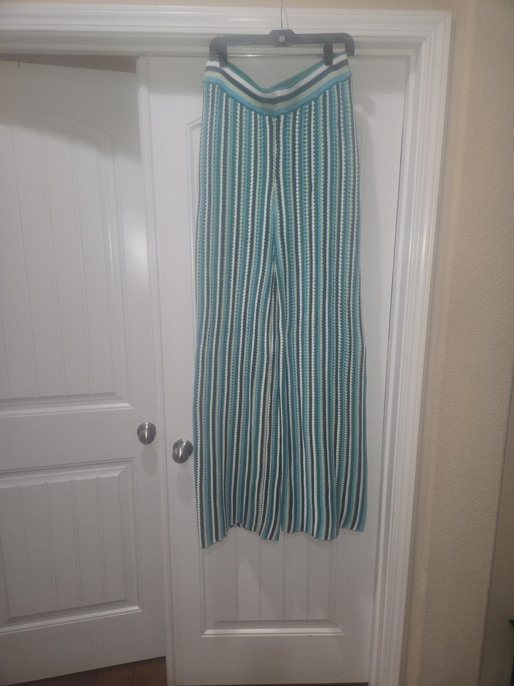 Intempo Striped Boot-Cut Knit Pants in Teal and White Size L EUC